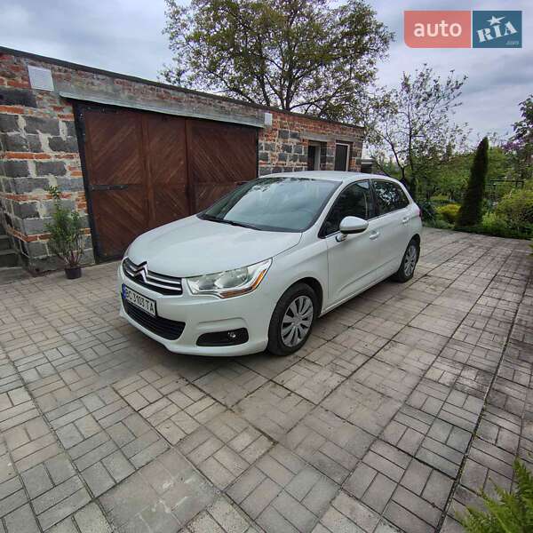 Хетчбек Citroen C4 2013 в Львові