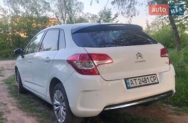 Хэтчбек Citroen C4 2012 в 