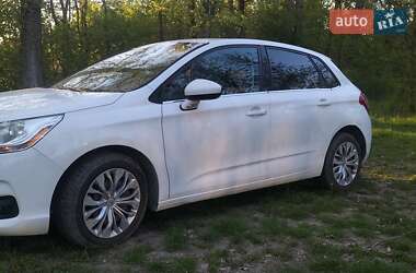 Хэтчбек Citroen C4 2012 в 
