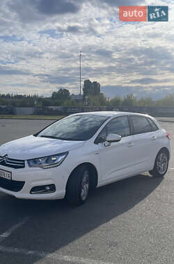 Хетчбек Citroen C4 2012 в 