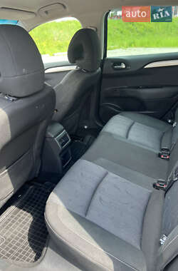 Хэтчбек Citroen C4 2012 в 