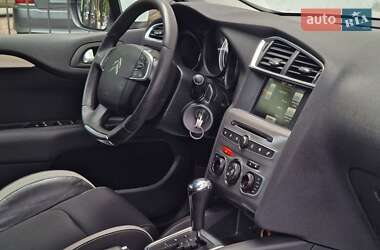 Хэтчбек Citroen C4 2015 в 