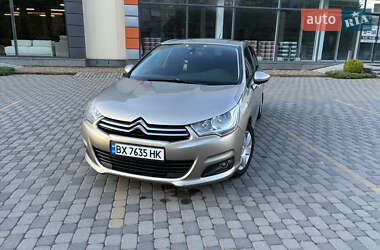 Хэтчбек Citroen C4 2012 в 