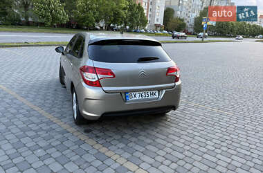 Хэтчбек Citroen C4 2012 в 