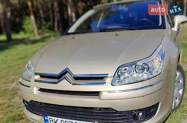 Хэтчбек Citroen C4 2005 в 