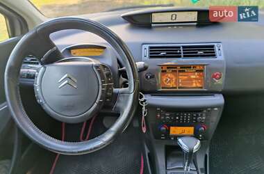 Хэтчбек Citroen C4 2005 в 