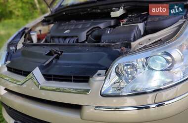 Хэтчбек Citroen C4 2005 в 