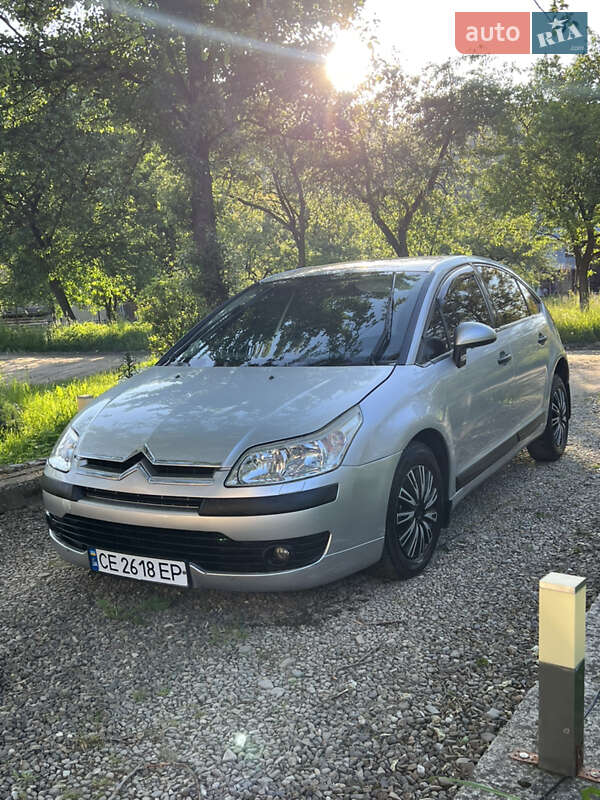 Хэтчбек Citroen C4 2006 в 