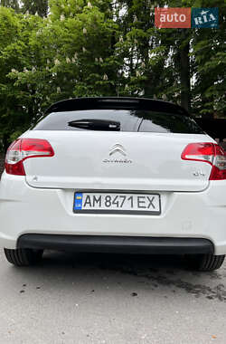Хетчбек Citroen C4 2012 в 