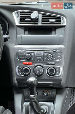 Хетчбек Citroen C4 2012 в 