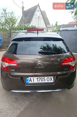 Хэтчбек Citroen C4 2010 в 