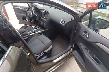 Хэтчбек Citroen C4 2010 в 