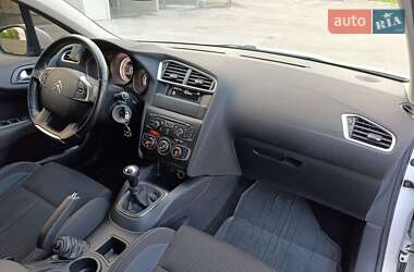 Хетчбек Citroen C4 2016 в 
