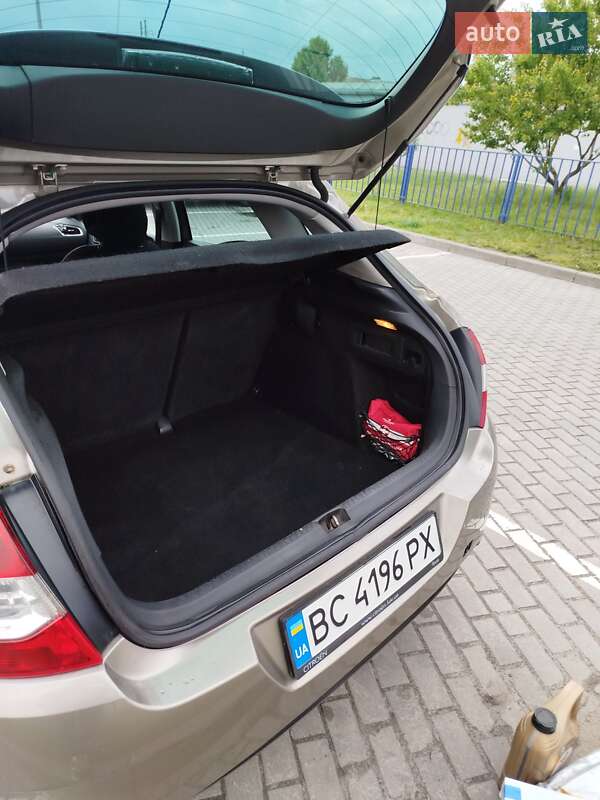 Хэтчбек Citroen C4 2011 в Львове