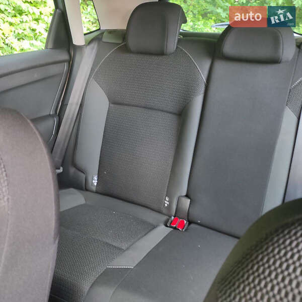 Хэтчбек Citroen C4 2016 в Львове