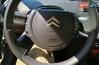 Купе Citroen C4 2009 в 