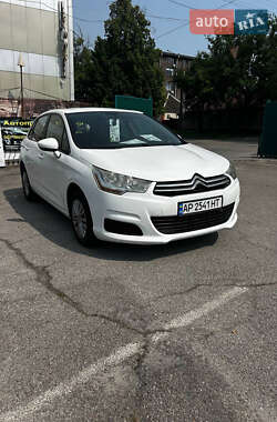 Хэтчбек Citroen C4 2013 в 