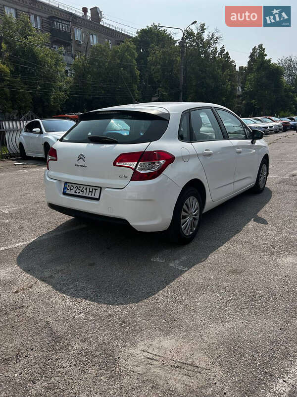 Хетчбек Citroen C4 2013 в Запоріжжі