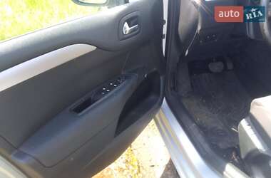 Хэтчбек Citroen C4 2011 в 
