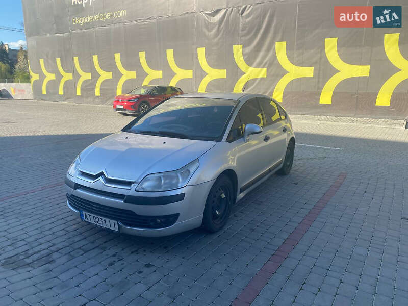Хетчбек Citroen C4 2005 в 