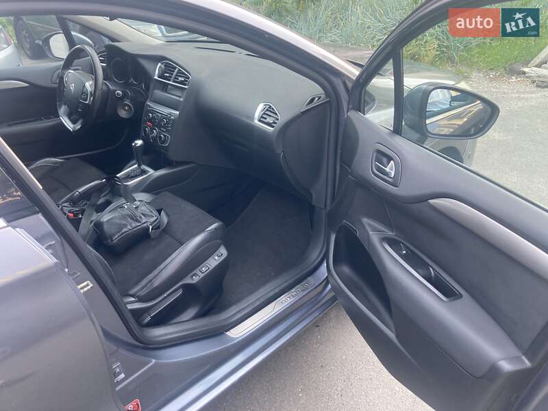 Хэтчбек Citroen C4 2011 в Киеве