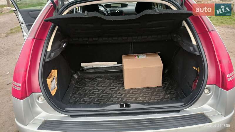 Хэтчбек Citroen C4 2007 в Николаеве фото 6 Хэтчбек Citroen C4 2007 в Николаеве