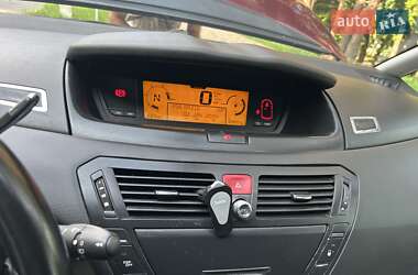 Хэтчбек Citroen C4 2007 в 