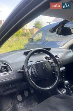 Хэтчбек Citroen C4 2008 в 