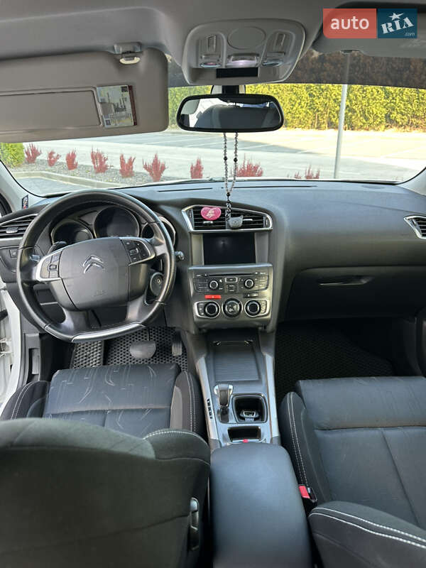 Хетчбек Citroen C4 2013 в Городку