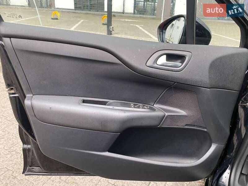 Хэтчбек Citroen C4 2012 в Софиевской Борщаговке