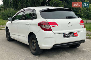 Хэтчбек Citroen C4 2013 в 