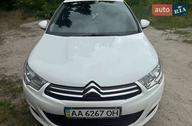 Хэтчбек Citroen C4 2014 в 