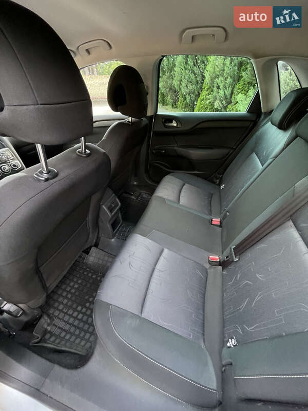 Хетчбек Citroen C4 2011 в Львові