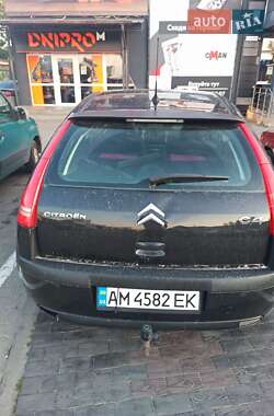 Хэтчбек Citroen C4 2007 в 