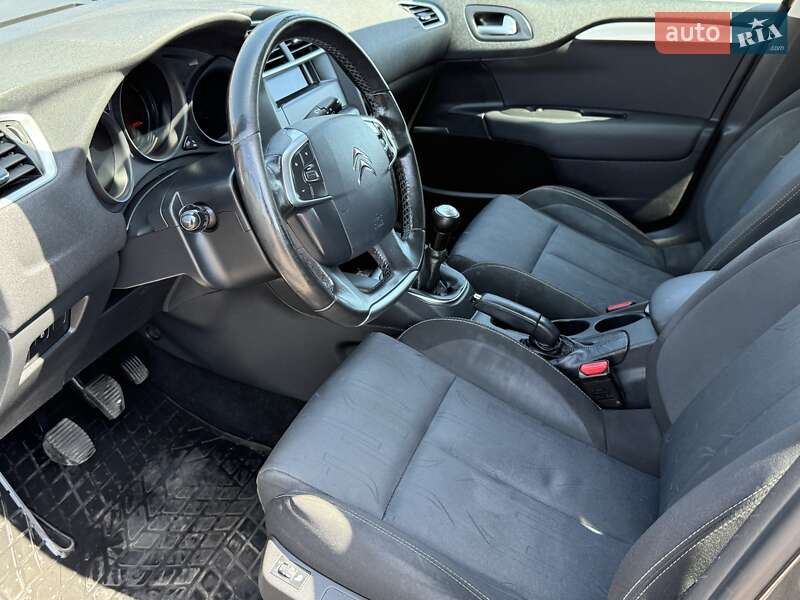 Хэтчбек Citroen C4 2012 в Киеве
