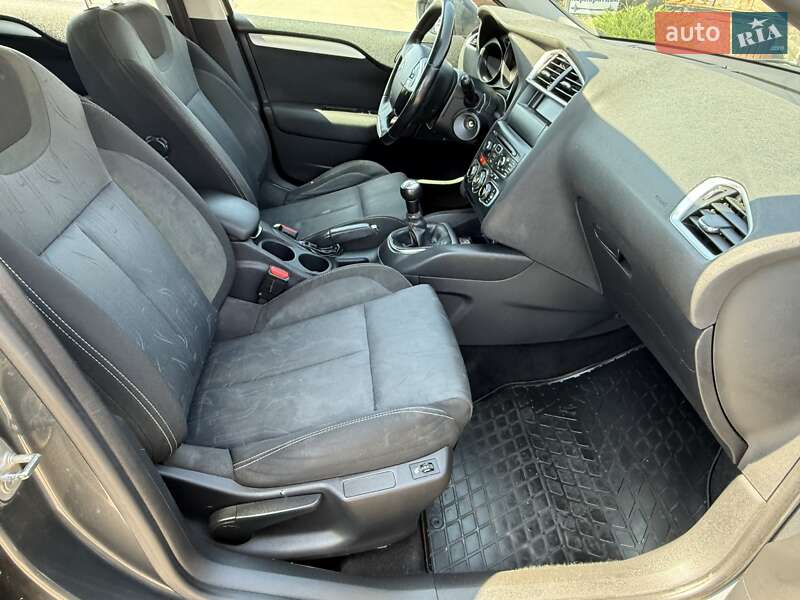 Хэтчбек Citroen C4 2012 в Киеве