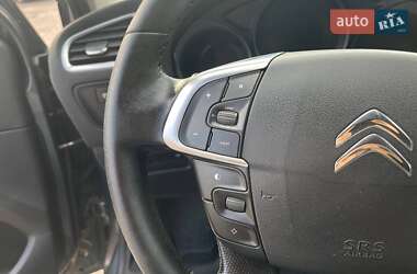 Хэтчбек Citroen C4 2012 в 