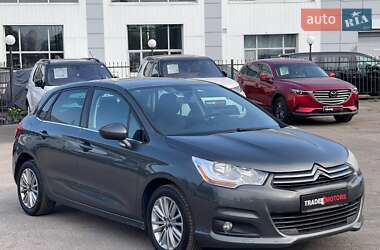 Хэтчбек Citroen C4 2012 в 