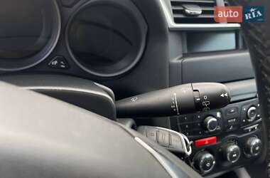 Хэтчбек Citroen C4 2012 в 