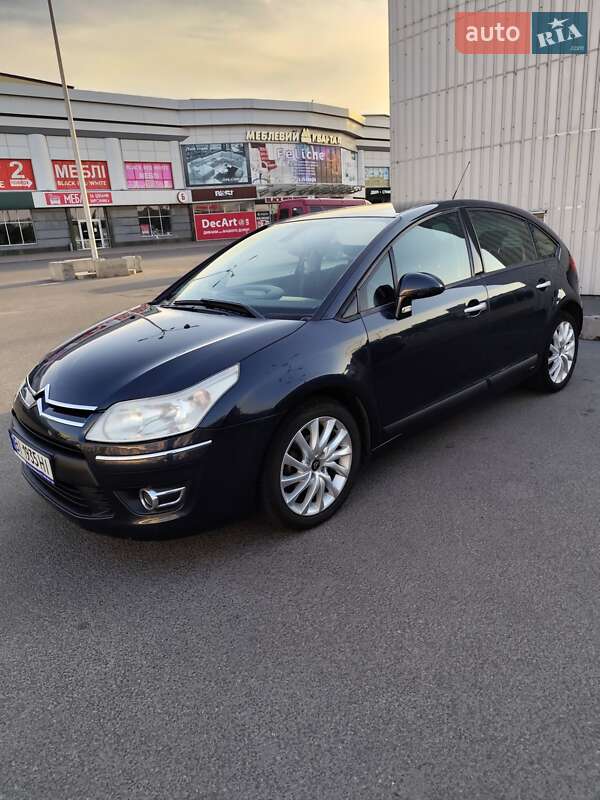 Хэтчбек Citroen C4 2008 в Полтаве