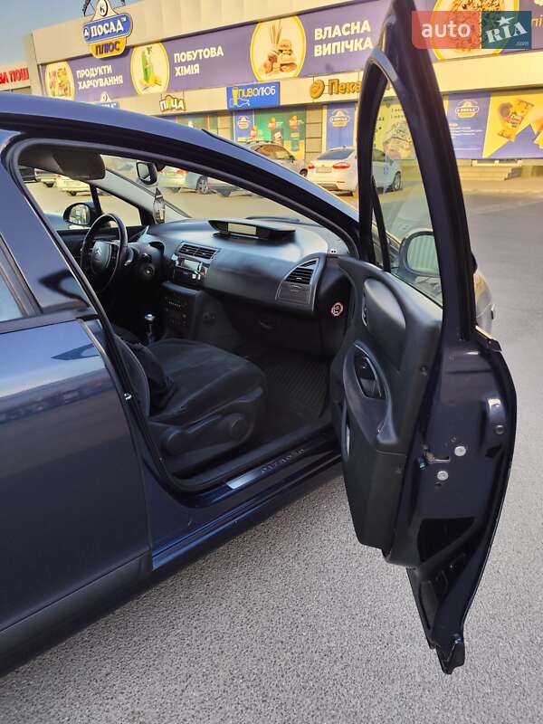 Хэтчбек Citroen C4 2008 в Полтаве