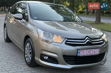 Хэтчбек Citroen C4 2011 в 