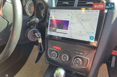 Хэтчбек Citroen C4 2013 в 