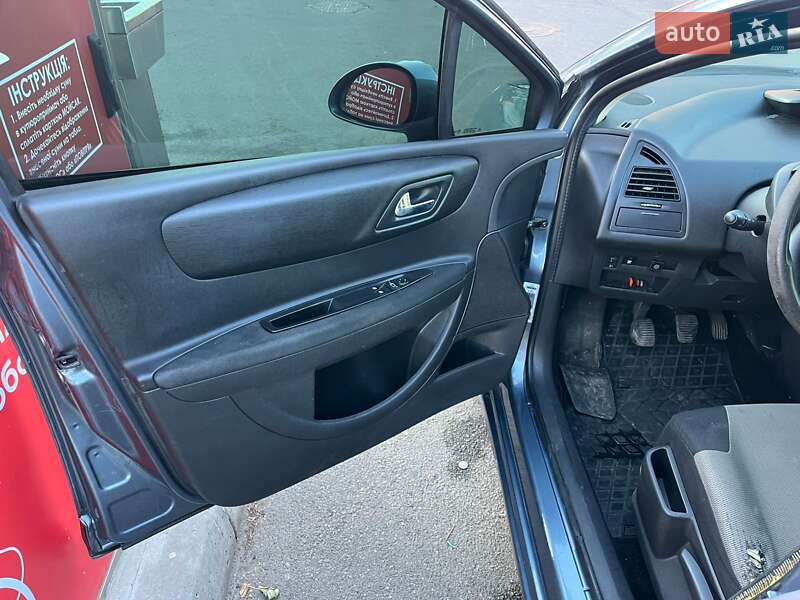 Хэтчбек Citroen C4 2007 в Киеве