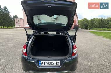 Хэтчбек Citroen C4 2011 в 