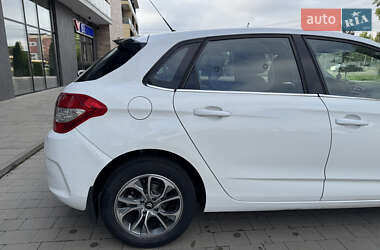 Хэтчбек Citroen C4 2012 в 