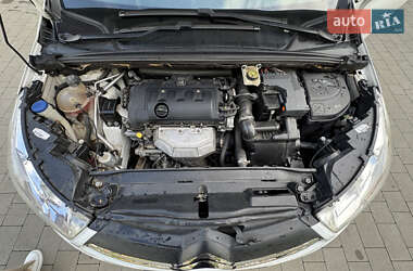 Хэтчбек Citroen C4 2012 в 