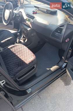 Хэтчбек Citroen C4 2008 в 