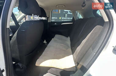 Хэтчбек Citroen C4 2012 в 