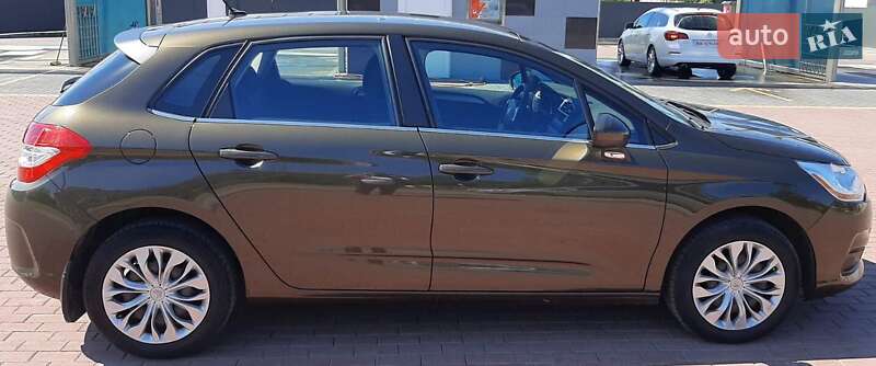 Хэтчбек Citroen C4 2014 в Борисполе